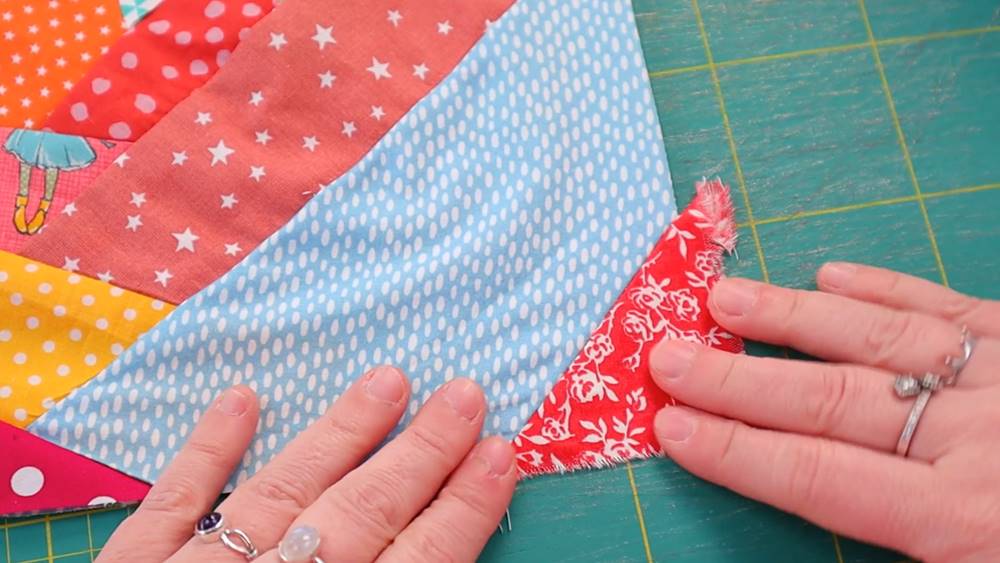 How to sew a scrappy pillow cover quilt block pattern