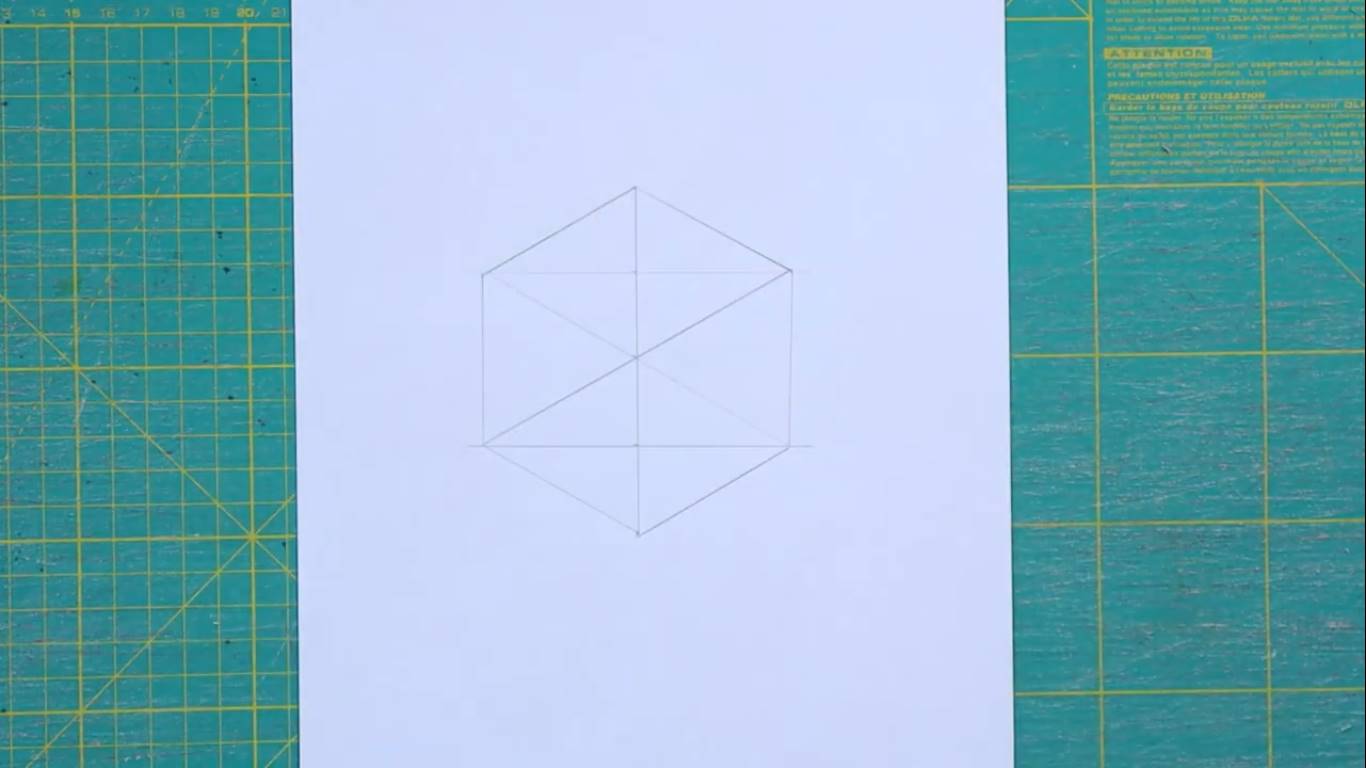 How to Quilt a Hexagon Quilt Top for Beginners: step 1 create a hexagon template