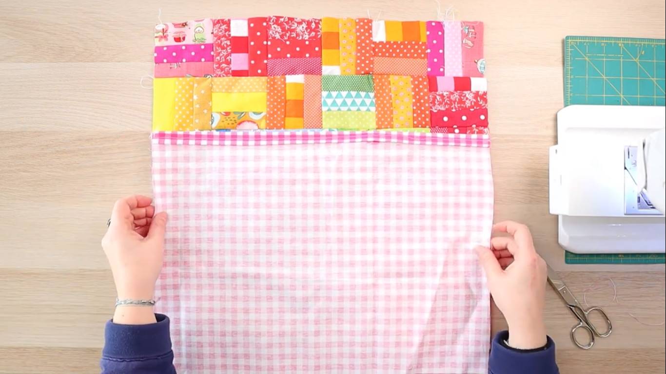 how to make a color wash quilt step 15: assembling the pillow cover