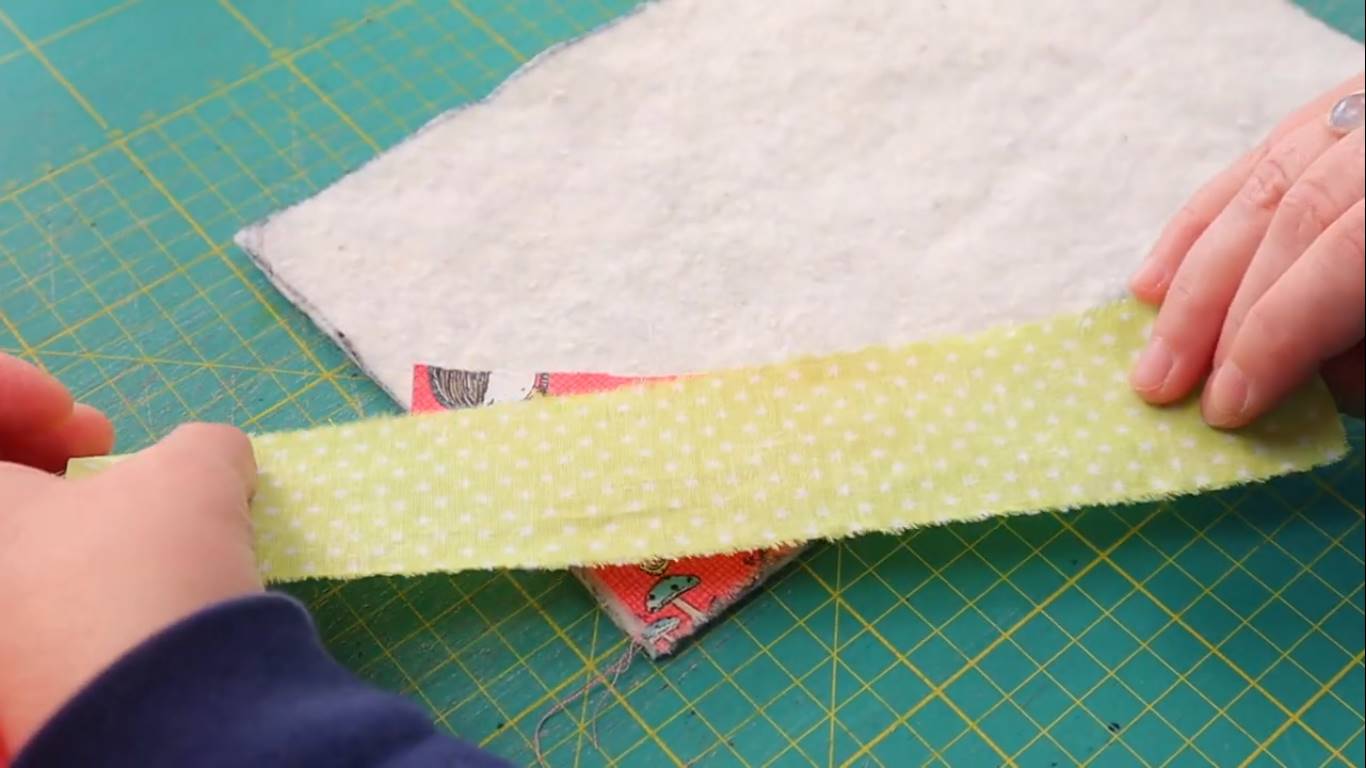 what to do with fabric scraps: step 3 quilt as you go