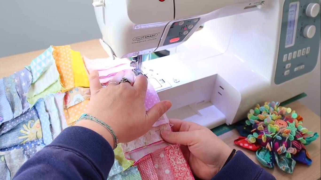 how to make a color wash quilt step 16: sewing the pillow cover