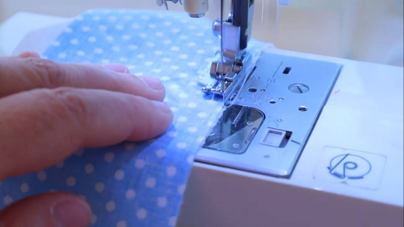 how to make a tumbling quilt block step 3 sewing the strips together